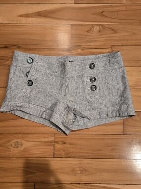 Double Sides Button Shorts